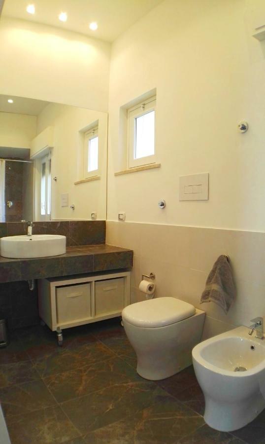 Pappalardo - Regina Elena Apartment Трапани Екстериор снимка